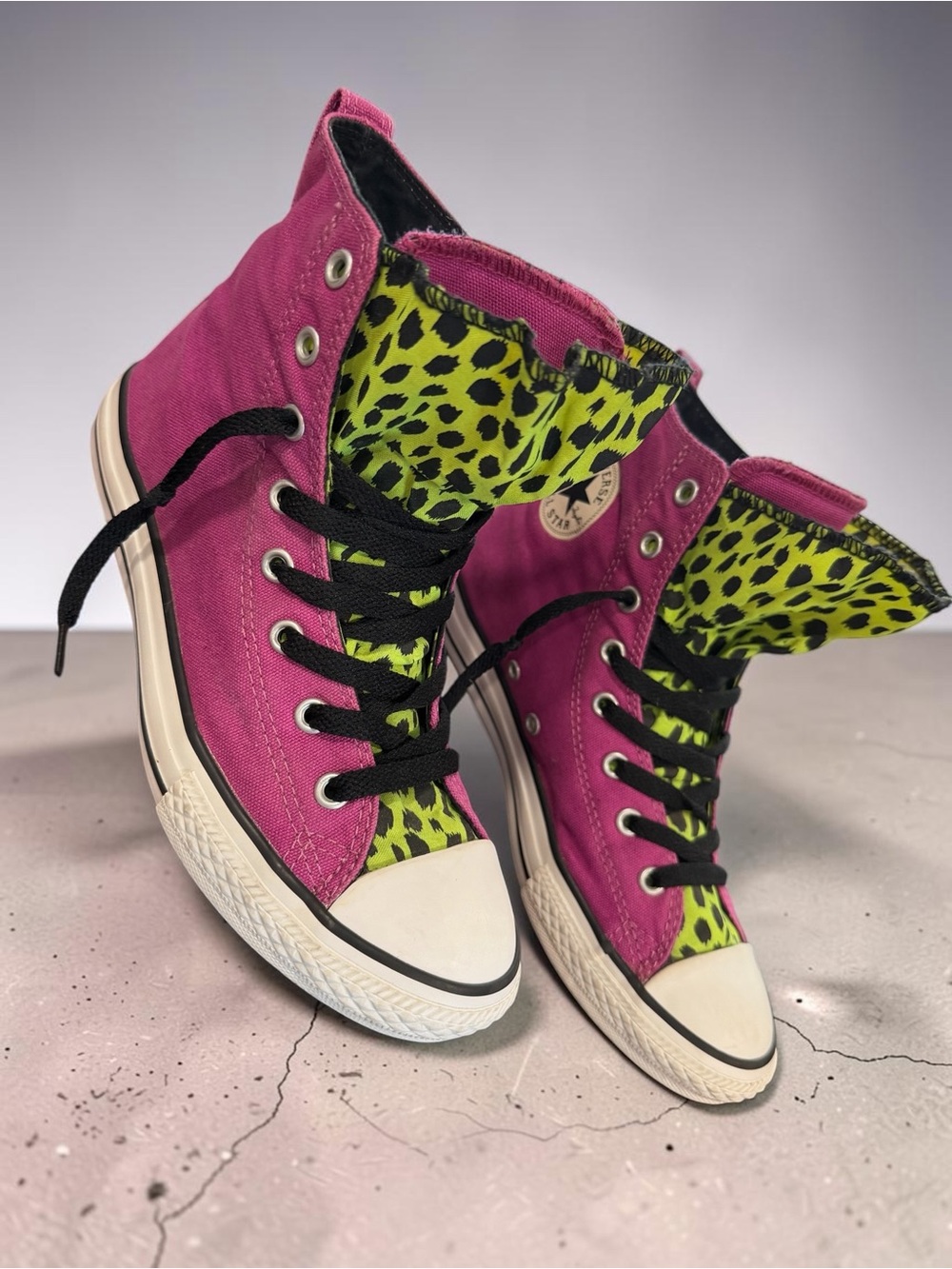 Converse All Star High-Top Sneakers in Magenta with Green Leopard Lining - Picture 4 of 12